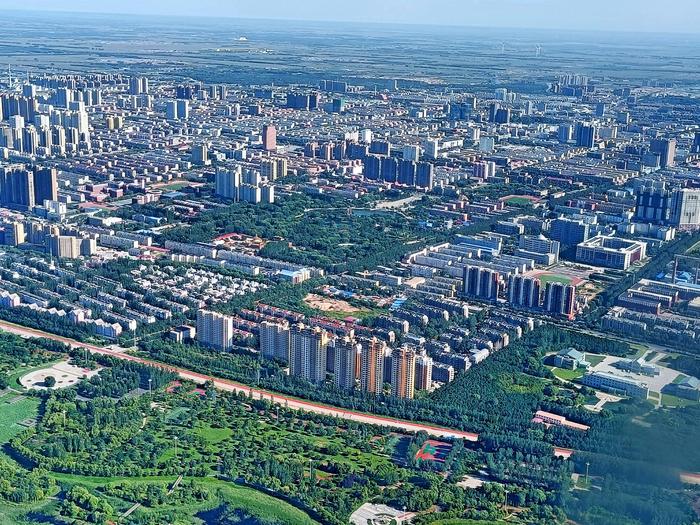 飛機(jī)上俯瞰通遼市城市,原創(chuàng)拍攝